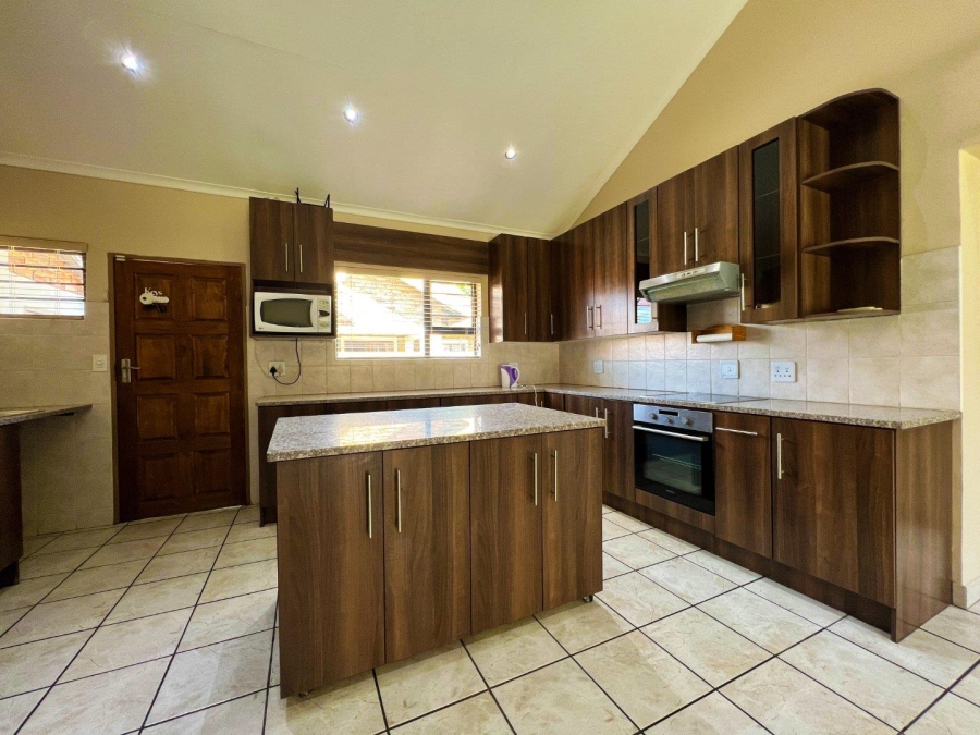 3 Bedroom Property for Sale in Baillie Park North West